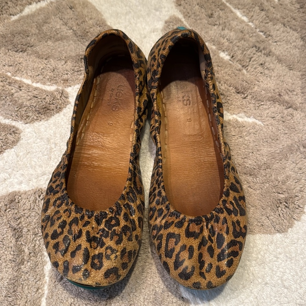 Tieks by Gavrieli Leopard Print Ballet Flats, Italian Leather, Size 9 - Picture 4 of 8